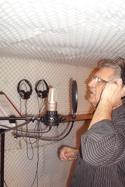 Helmut ( Ben ) Koch ist der Hauptorganisator in Sachen CD und hat für die CD mehrere Lieder getextet und intoniert.