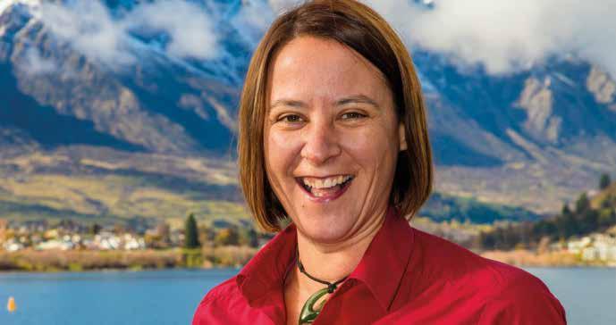 Bondi Beach Crystal Driver-Guide Treffen Sie Sarah Reiseleiterin Treffen Sie Nellie Reiseleiterin Rotorua hat in meinem Herzen einen besonderen