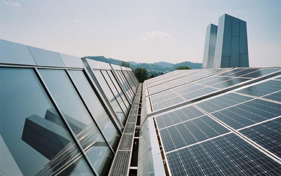 Gallen aus der Steckdose kommt, stammt immer häufiger aus Fotovoltaikanlagen. Inzwischen erzeugen die Anlagen auf Stadtgebiet genug Strom, um damit über 2300 Vier-Personen-Haushalte zu versorgen.