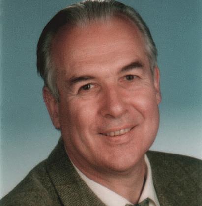 Siegfried Sulzenbacher ist seit 1976 Heilpraktiker in eigener Praxis.