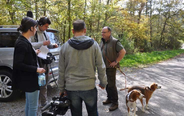 Journal Journal Öffentlichkeitsarbeit Der DBC bemüht sich ständig darum, die von ihm betreuten Rassen in der Jägerschaft bekannter zu machen.