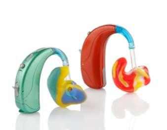 10. Unterschied Für Erwachsene bieten Hörgeräteakustiker eine Vielzahl verschiedener Bauformen, Ankopplungen, Komfortausstattungen und Zubehör von einer Vielzahl an Herstellern an.