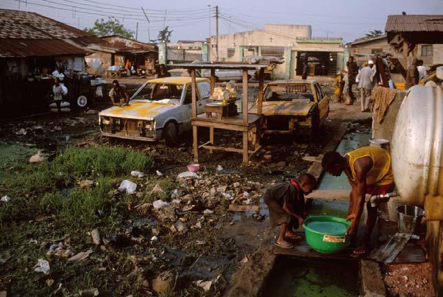 Situation Problem Siedlungshygiene, Lagos Nigeria 2.