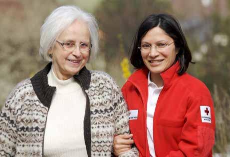 SOZIALE DIENSTE, MIGRATION & SUCHDIENST Das Rote Kreuz unterstützt mit den Sozialen Diensten Senioren, bietet Menschen in sozialen Notlagen rasche und unbürokratische Hilfe und leistet im Bereich der
