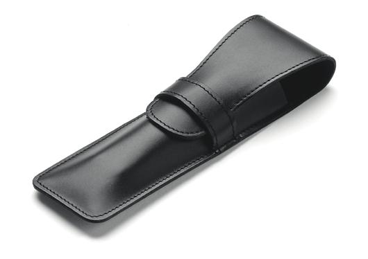 68 41 62 NAPPA LEATHER CASE Black leather case with snap, suitable for two writing implements.