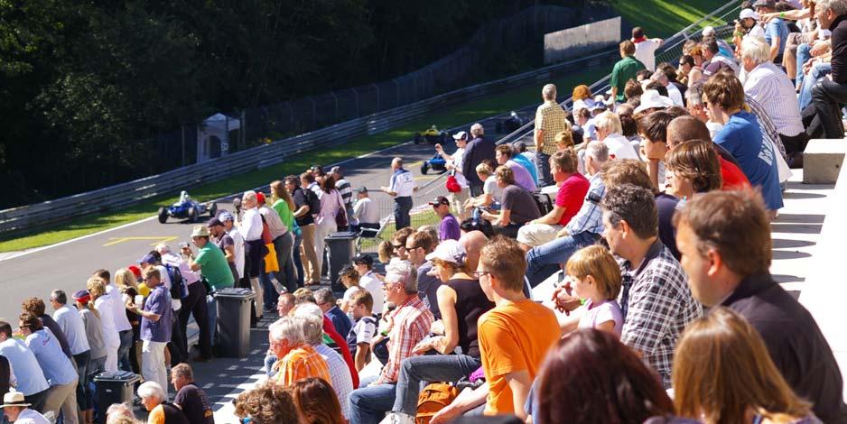 Zu Gast bei der Historischen Formel Vau Europa-Familie: Menschen mit Behinderung der Lebenshilfe Tirol, eine Delegation von