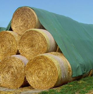 13 TopTex Schutzvlies Bester Schutz für Getreide, Stroh- und Heuballen Für Stroh- und Heuballen: UV-stabil (mindestens 3 Jahre Lebensdauer) Reißfest (auch bei starkem Wind) Nach Schlagregen trocknet