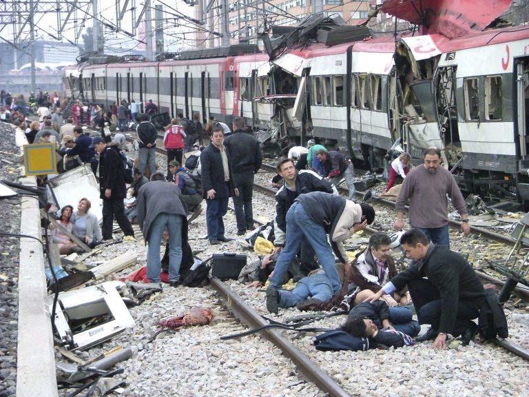 Verhalten bei Terrorlagen Madrid, 2004-10 nahezu zeitgleiche Explosionen - 3 weitere Bomben in