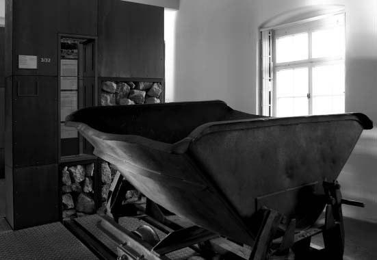 52 Forum Gedenkstätten außerhalb Brandenburgs Buchenwald Acht Bilder Die Dauerausstellung zur Geschichte des Konzentrationslagers