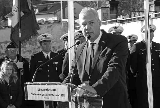 Bürgermeister Hechler war der Einladung seines Amtskollegen Chosserot gefolgt und zum französischen Nationalfeiertag am 11. November in die Partnerstadt gekommen. Beide erinnerten zum 100.