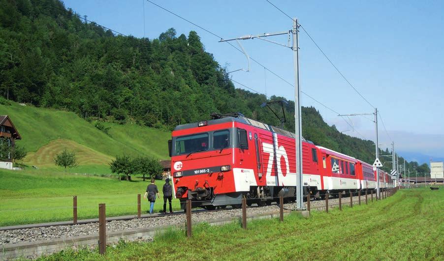 Es führt der BCFZe 3/4 9 vor dem Ce 2/4 102 als Verstärkung. Von Luzern bis Engelberg dauerte diese Verbindung mit Kursschiff und Bahn etwa 1¾ Stunden (von 8.42 bis 10.28 Uhr).
