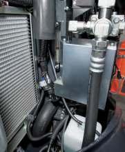 Der KX080-4 ist serienmäßig für die Funktion Ausleger mit einem Lasthalteventil / Rohrbruchsicherung in Kombination mit einer Überlastwarneinrichtung nach ISO8643