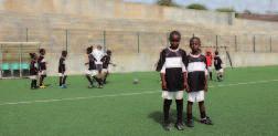 «djuntu pa diánti» (Kreolisch: gemeinsam in die Zukunft) Seit 2011 unterstützt der FC Baden die Fussballschule ADEC.