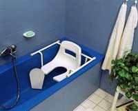 Badewannensitz Karin PS, Ortopedia Bietet erhöhte Sitzposition Gummikappen für bessere Fixierung Ergonomisch geformte Sitzschale für