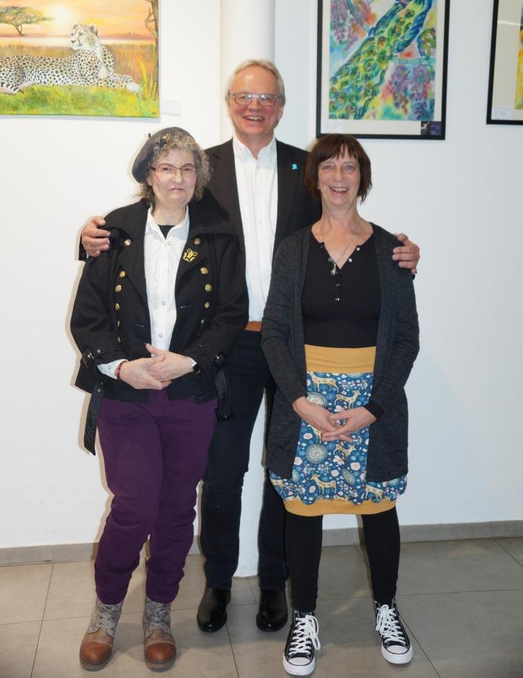 Dezember wurde die Ausstellung Tierisch gut der Künstlerinnen Doris Vierkötter-Schuff und Christine Stassfeld im Tierpark eingeweiht.