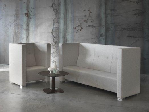GIANO + besteht aus einer Serie von fixen Sofas in hoher und niedriger Ausführung, die sich ideal