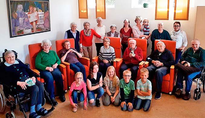 Pastor Zumdohme hatte alle Senioren der Stiftung Maria-Rast und die Gemeindemitglieder von St.