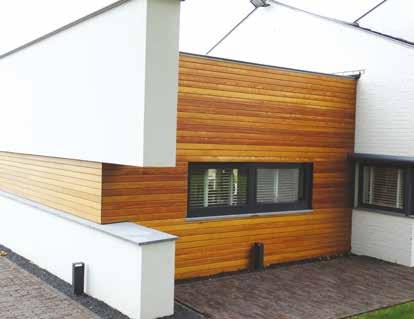 CEDAR-FIX PROJEKT Villa mit Cedar-Fix Landhaus Der Architekt entschied sich bei der Gestaltung eines Landhauses für unsere Cedar-Fix-Fassadenelemente, um an den schlichten und weiß verputzten Wänden