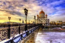 Die zweitgrößte Stadt Russlands, ist das kulturelle Zentrum des Landes. Bewundern Sie beeindruckende architektonische Meisterwerke wie den Winterpalast und die Kasaner Kathedrale u.v.m. Lange im Dornröschenschlaf, entpuppen sich die baltischen Staaten und holen gegenüber dem alten Europa auf.