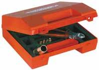 Verschleißteilbox MIG/MG L2300 Spare Parts Box MIG/MG L2300 Gasdüse konisch Isolierring je 2 Kontaktrohre 0,8 und 1,0 Seitenschneider Gasdüsenreiniger-Schaber Kontaktrohrschlüssel SW7 rtikelnuer