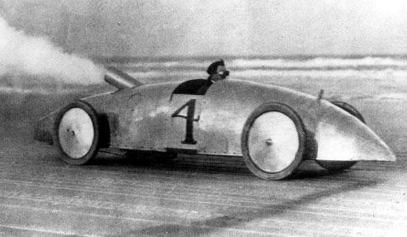 Inspirationen durch Raketenbau / Torpedos 1906 Daytona Beach Stanley Rocket mit Fred Marriott Geschwindigkeitsweltrekord für