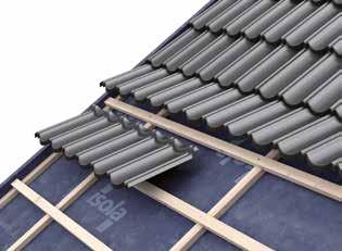 HINWEIS: Wenn am Ortgang die Dachplatten im Wellental geschnitten werden müssen, sind diese ca. 20 mm mit einer Handfalzzange hochzubiegen!