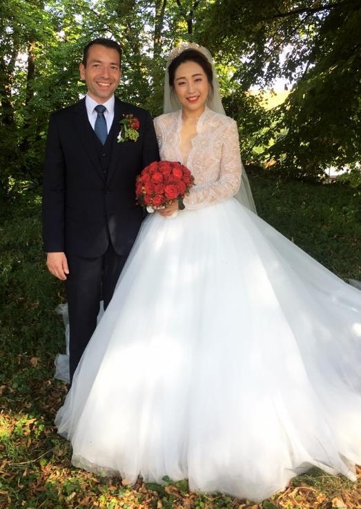 Hochzeit in unserer Pfarrkirche Zahlreiche Gäste waren anwesend, als Ting Jin und Dr. Christoph Pesau einander am 18.8.2018 das Sakrament der Ehe spendeten. Den Trauungsgottesdienst feierte Mag.