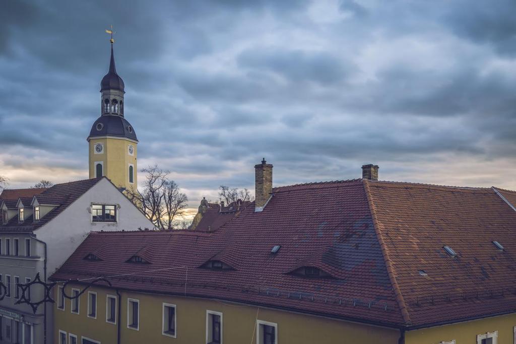 Bis zur nächsten Zusammenkunft Ende Oktober sollen in allen Kirchenvorständen hierzu Diskussionen stattfinden.