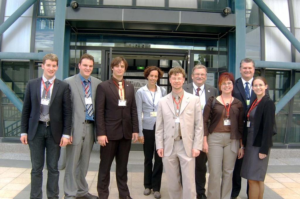 Delegation des Deutschen Beamtenbunds aus Bayern besucht unsere Schule (eingereicht von Martina Ragginger, Vorstand Kommunikation/Schulentwicklung) Nachdem am Montag letzter Woche eine Delegation von