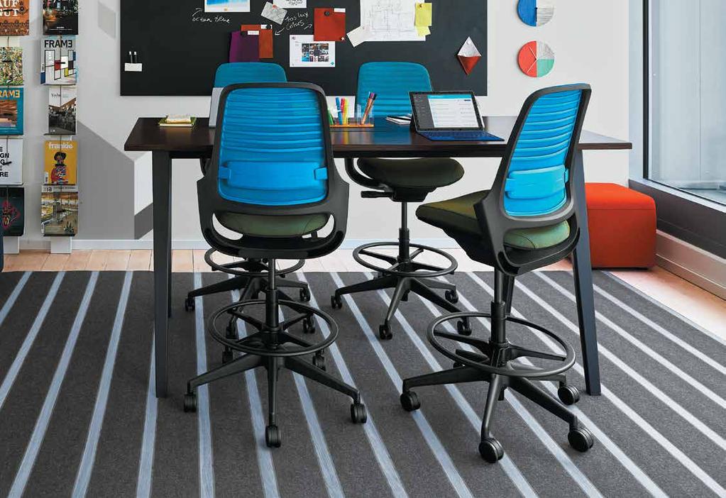 Auswahl an Sitzschalen- und Oberflächenoptionen, mit denen Unternehmen ihr Büro ganz auf ihre