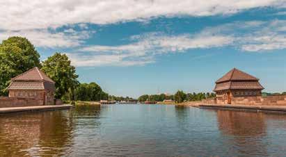 10 RUNDFAHRTEN www.mifa.com www.mifa.com RUNDFAHRTEN 11 Das muss man gesehen haben: Der Mittellandkanal ist mit 325,3 km die längste künstliche Wasserstraße Deutschlands.