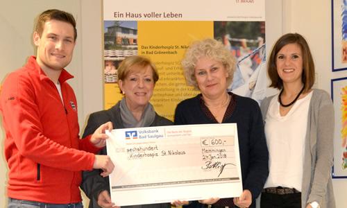 Bayernfreaks Helfen - Die "Bayernfreaks" im Dienste der guten Sache Bayernfreaks spenden 600,- an das Kinderhospiz St.