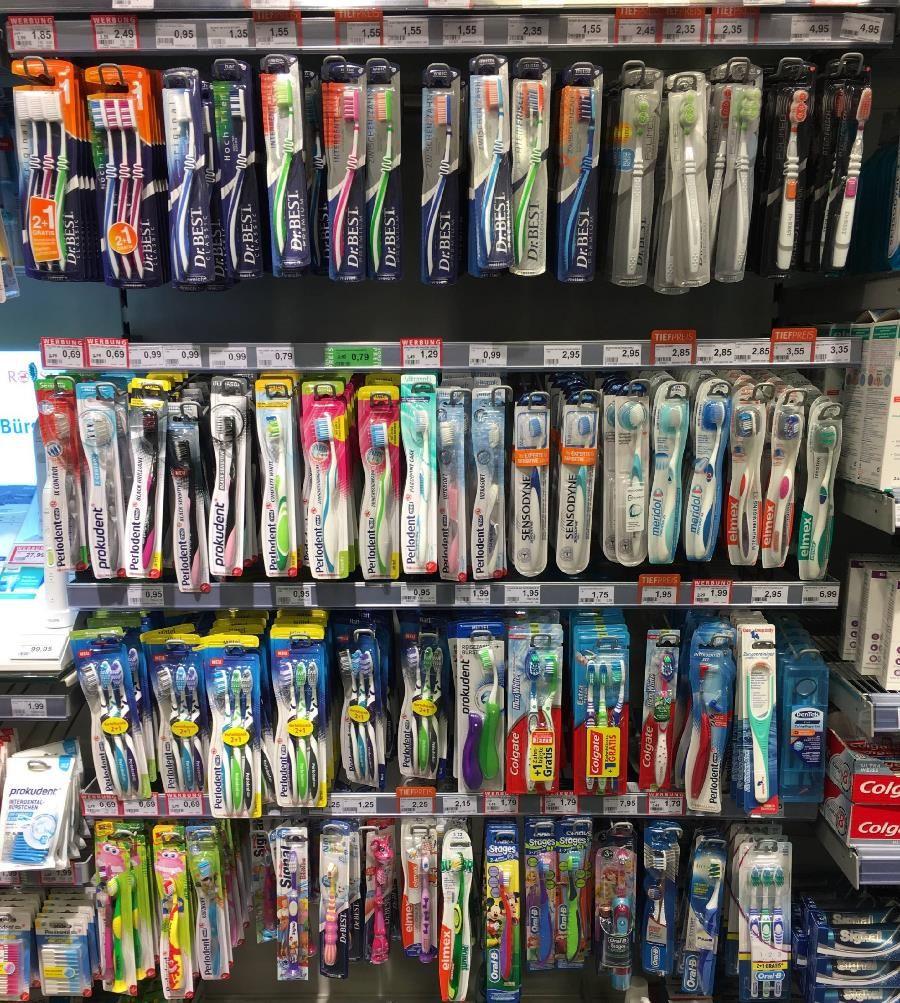 Welche Zahnbürste ist besonders gut geeignet? Die, die auch benutzt wird!