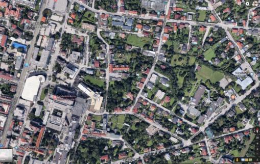 durch ihre zentrale und doch ruhige Lage sowie den Blick von der Dachterrasse über Wiener Neustadt. Der Bau liegt derzeit zur Genehmigung bei den Behörden vor.