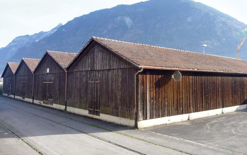 LAGER- GEBÄUDE NORD Der schlichte Holzständer-Bau stammt aus den 1930er-Jahren. Er verfügt über eine Nutzfläche von 980 m 2.