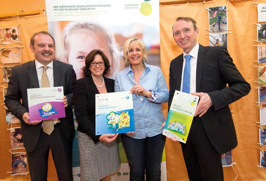 Im März 2013 hat es sich Ute Schäfer, die Ministerin des Landes Nordrhein-Westfalen für Familie, Kinder, Jugend, Kultur und Sport nicht nehmen lassen, die Verleihung des 100.