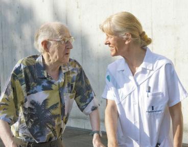 Viva Luzern AG Angebot Wohnen, Begleitung pflegebedürftiger Menschen (Basisangebot) Pflegewohngruppen für Menschen mit Demenz Palliative Care