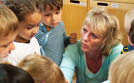 PROGRAMM Sprachliche Bildung und Förderung sind Kernaufgaben pädagogischer Fach- und Lehrkräfte: Von ihnen wird erwartet, spezifische Lern- und Förderbedürfnisse von Kindern und Jugendlichen zu