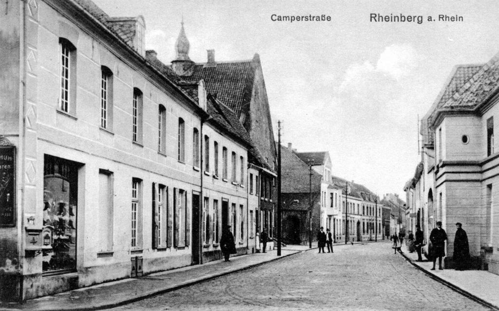 1.10.1903 Beginn des Unterrichts der neuen Rektoratschule an der Kamper Straße im Haus van Elsbergen.