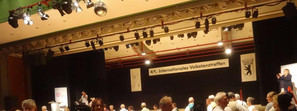 Diese lange Tradition der Veranstaltung wurde nun von der DGV in Gemeinschaftsarbeit mit den Berliner Volkstanzgruppen erfolgreich fortgeführt.