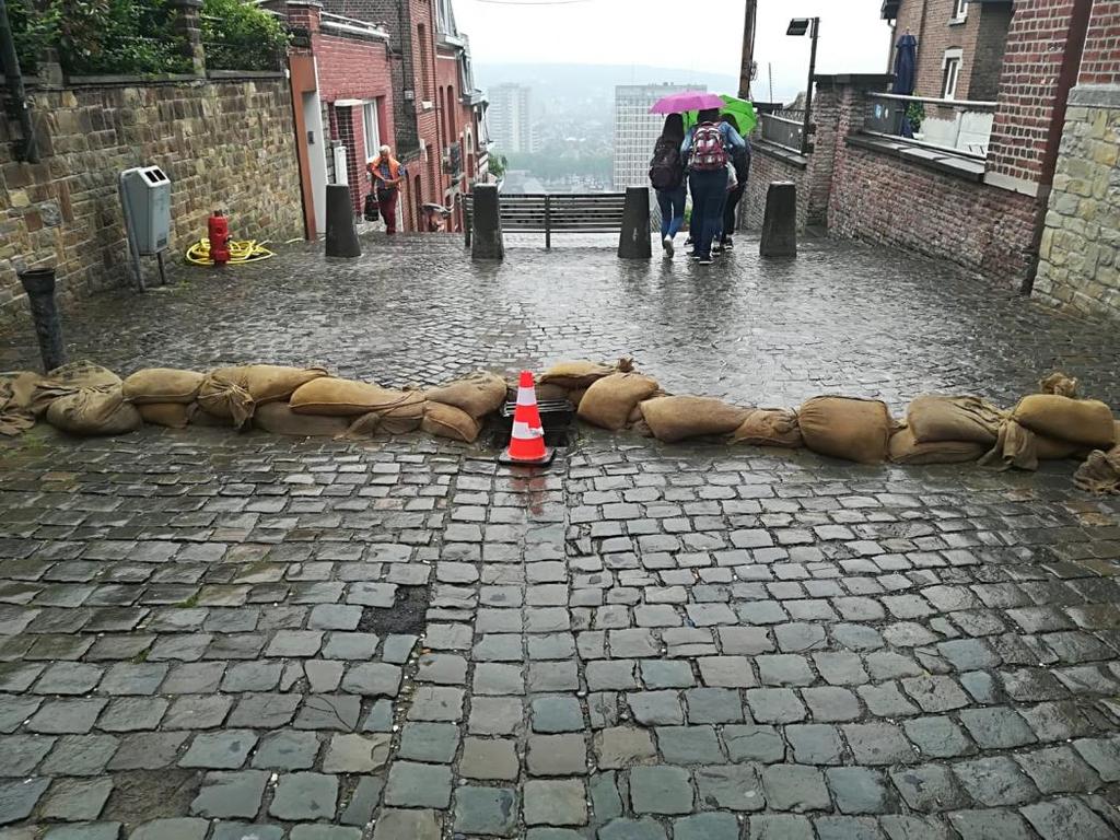 Schutz vor Überschwemmungen vor dem Abstieg des Montagne de