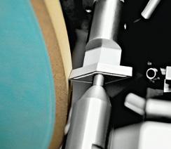 High Speed Machining HSM Die Lininenberührung zwischen Schleifscheibe und Werkzeug reduziert die Kontaktzone, verbessert die Kühlmittelzufuhr, verringert die
