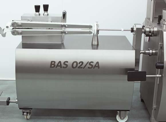 BAS System Rationelle und flexible Würstchenproduktion Das Vorsatzgerät BAS System ermöglicht eine Optimierung hinsichtlich gleicher Länge und Gewicht bei der Würstchenproduktion.