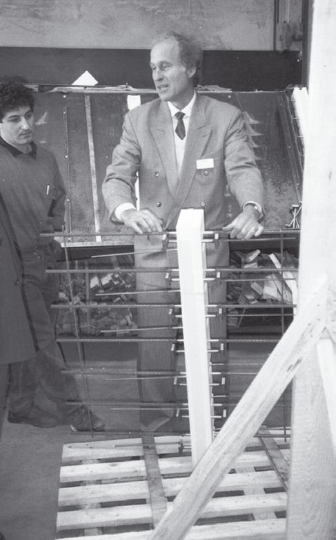 Ausgabe 1 2018 5 Mit der Einführung des Schöck Isokorb im Jahr 1983 hat Schöck ein Produkt zur Lösung der Wärmebrückenproblematik an Balkonen auf den Markt gebracht, die heute Stand der Technik ist.