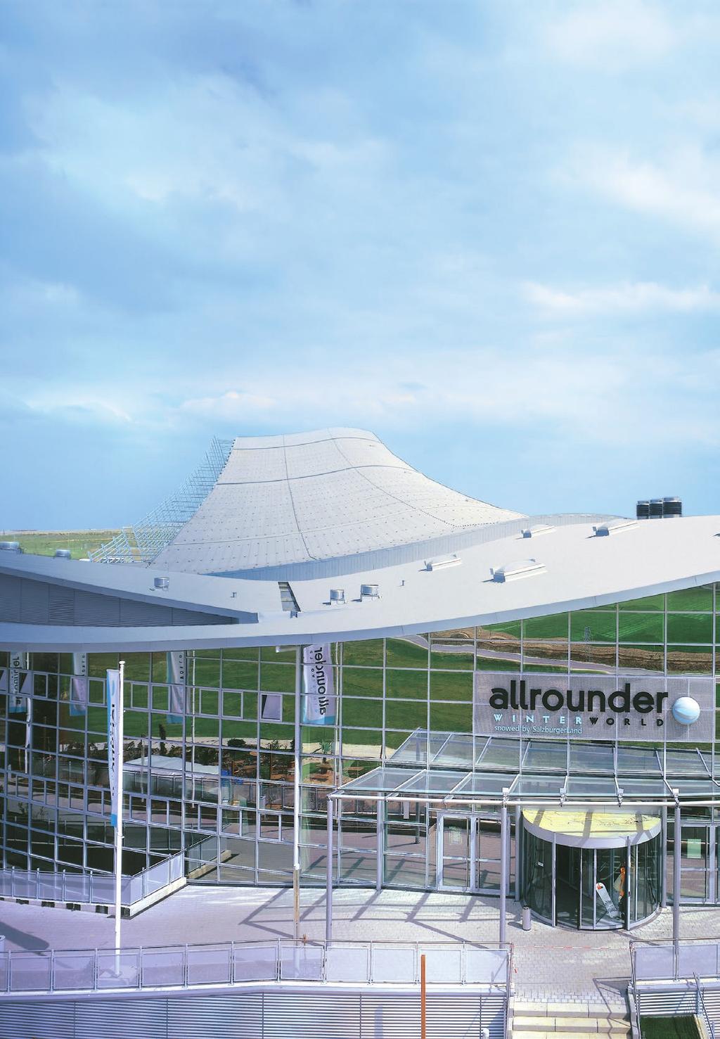 Die allrounder winter world in Neuss bei Düsseldorf ist die größte Schneesporthalle Europas.