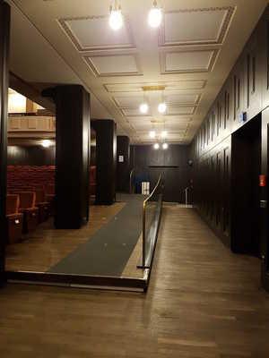 Theatersaal Weg im Theatersaal