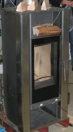 Wood fired stoves 14 Burn-out courses of a batchwise wood fired chimney stove 700 CO2 in Vol.
