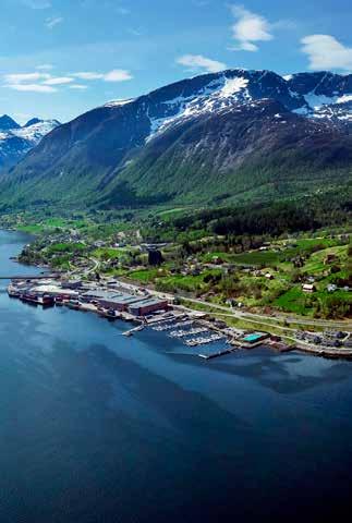 optimal unterstützt. Jedes kleine Bauteil eines Stressless wird in der Fjordlandschaft Norwegens gefertigt.