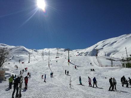 00 BESICHTIGUNG VON DIZIN Besichtigung des größten Skigebietes Irans mit ca.