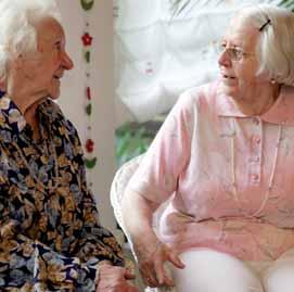 Unser höchster Anspruch: Ihr Wohlbefinden Mit anderen die Freude am Leben teilen Im Seniorenwohnen Ludwigsfeld stehen täg- Die vielen